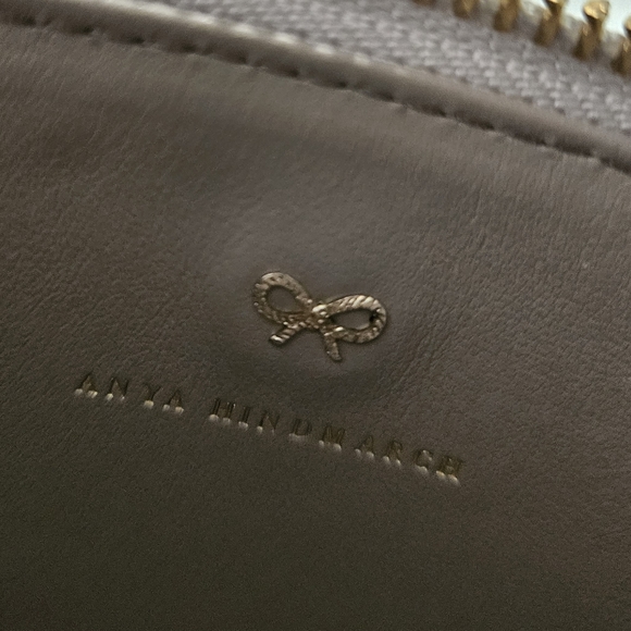 Anya Hindmarch Silver Textured Clutch - Picture 5 of 5